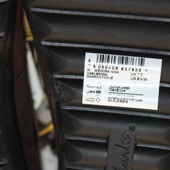 NWOT Clarks Collection ankle Mary Jane style women's Shoes 9 1/2 wide - Picture 9 of 9